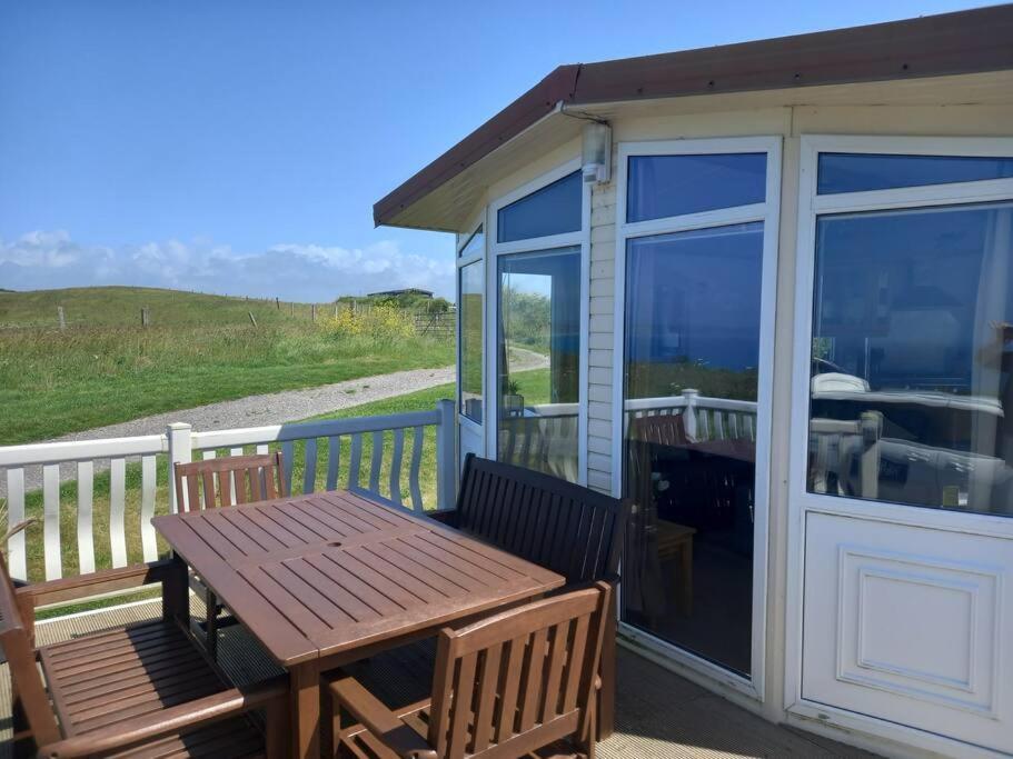 Bay View - Fantastic Views Of Whitsand Bay Торпойнт Екстериор снимка